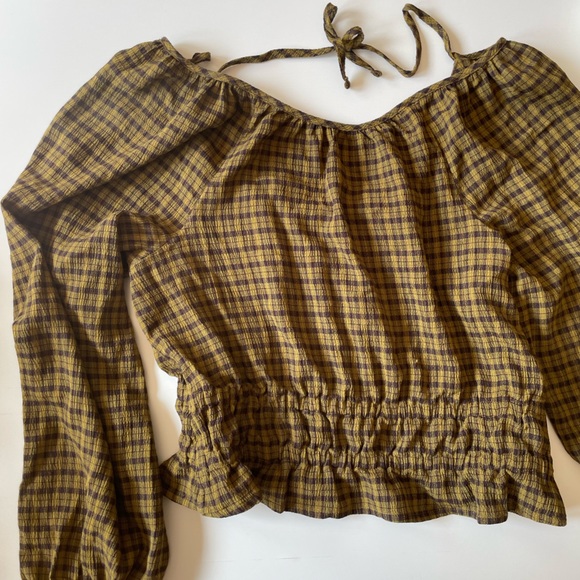 Tie-Back Cutout Top in Plaid - Picture 8 of 8